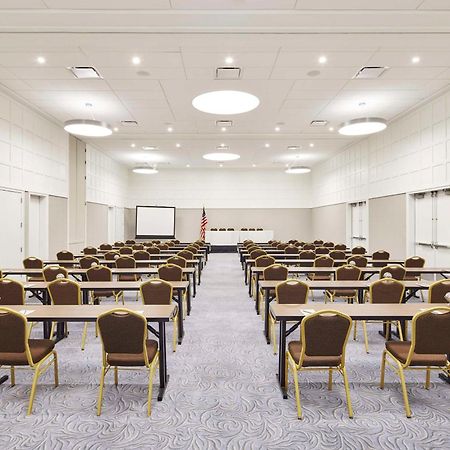 Embassy Suites By Hilton Alexandria Old Town Εξωτερικό φωτογραφία