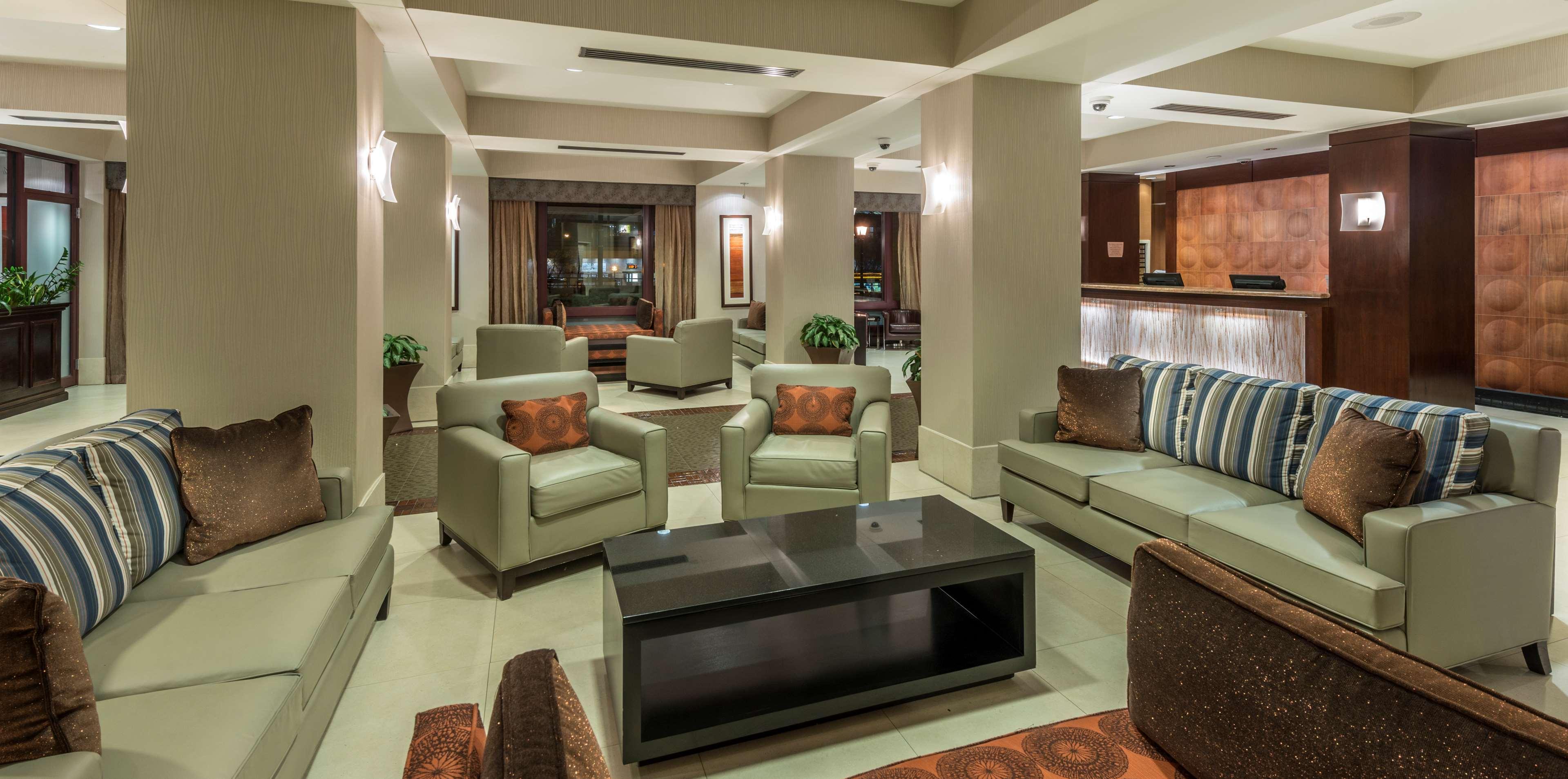 Embassy Suites By Hilton Alexandria Old Town Εξωτερικό φωτογραφία
