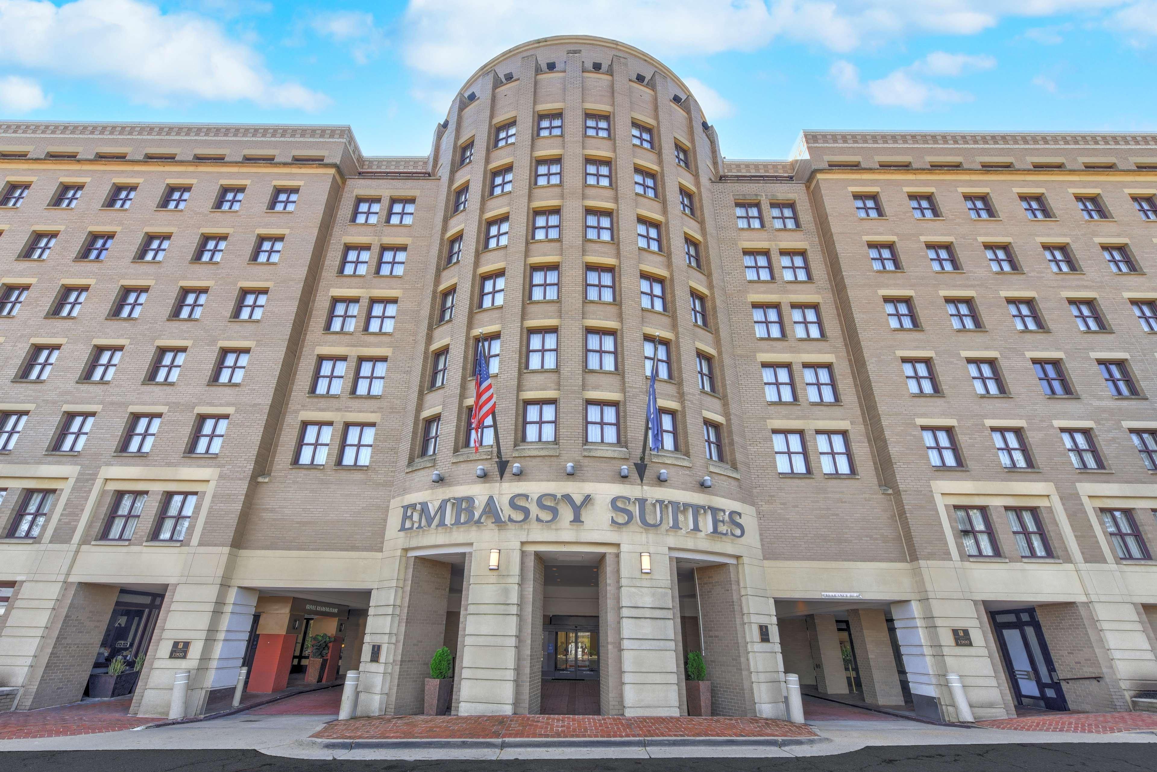 Embassy Suites By Hilton Alexandria Old Town Εξωτερικό φωτογραφία