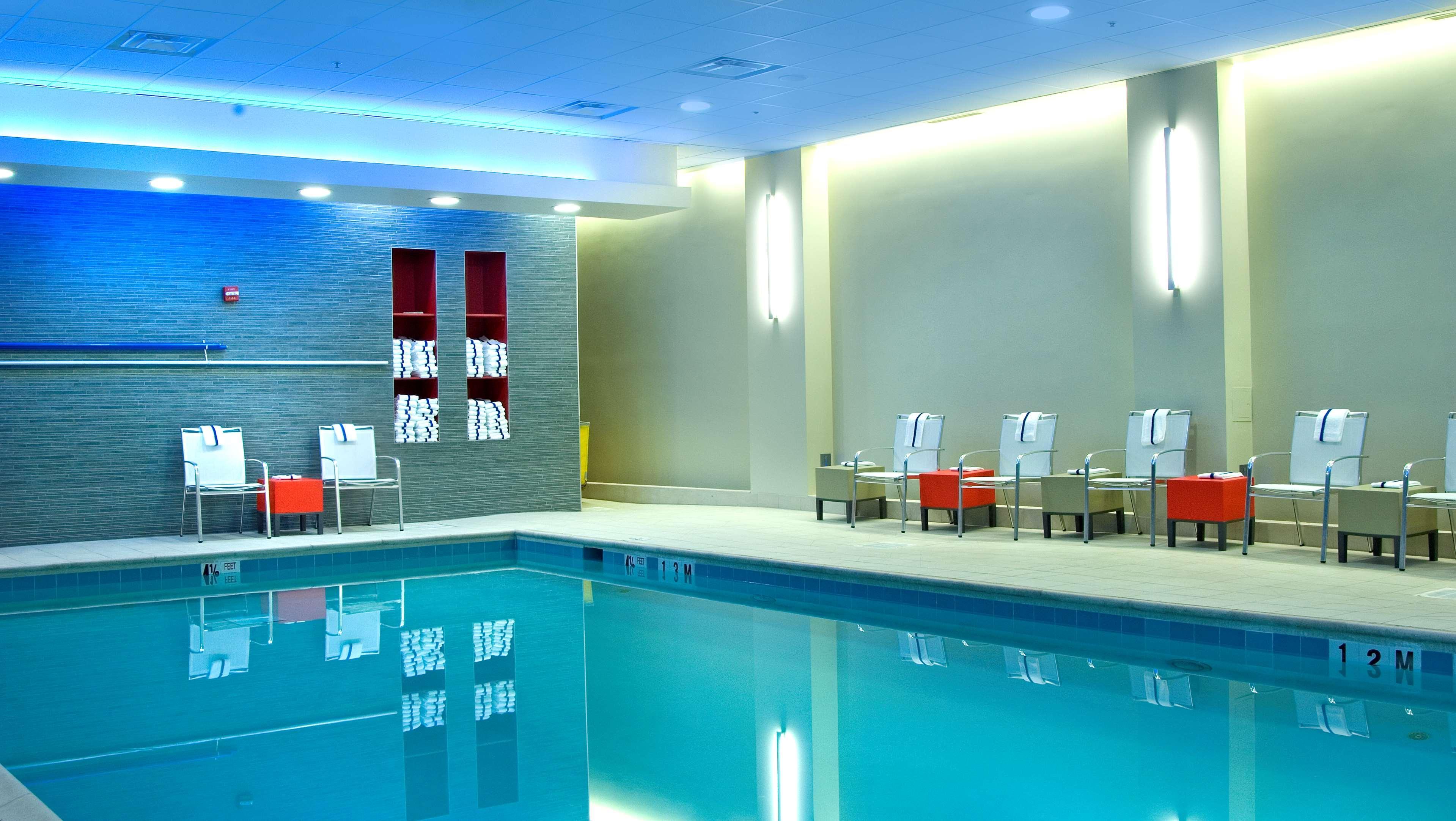 Embassy Suites By Hilton Alexandria Old Town Ανέσεις φωτογραφία