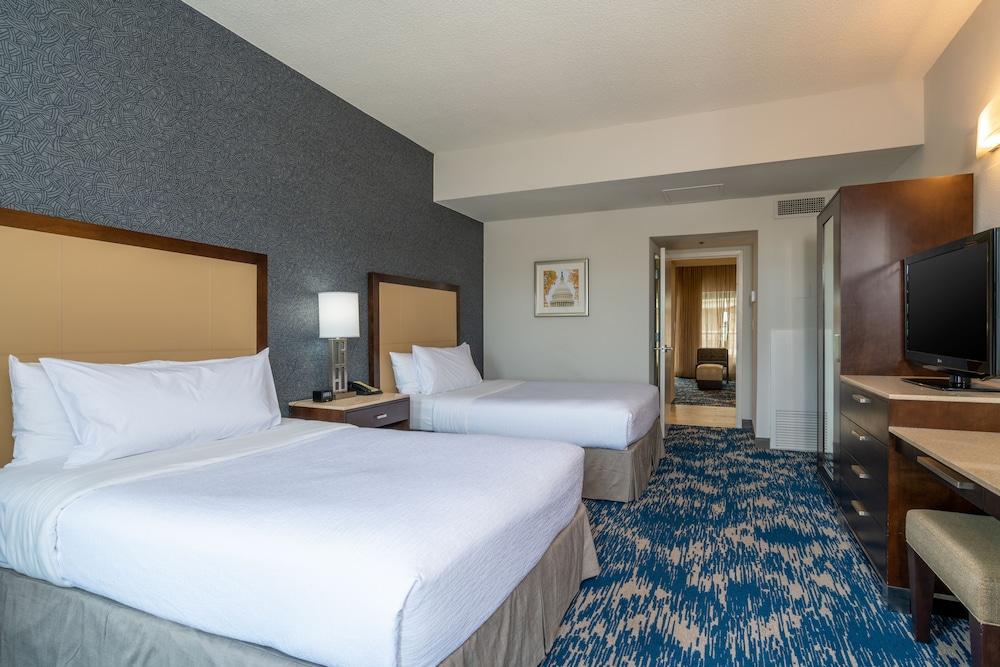 Embassy Suites By Hilton Alexandria Old Town Εξωτερικό φωτογραφία