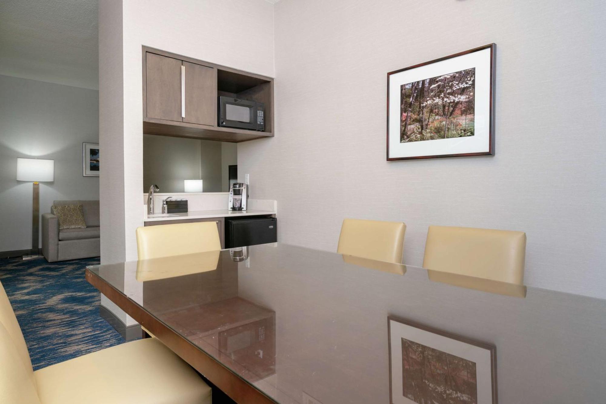 Embassy Suites By Hilton Alexandria Old Town Εξωτερικό φωτογραφία