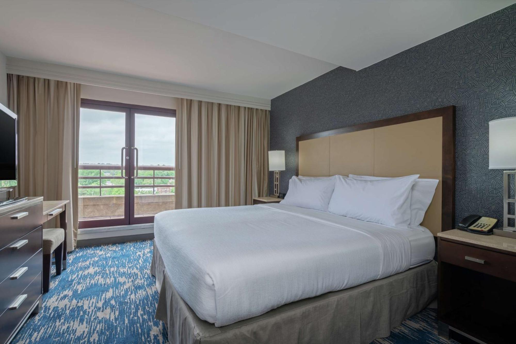 Embassy Suites By Hilton Alexandria Old Town Εξωτερικό φωτογραφία