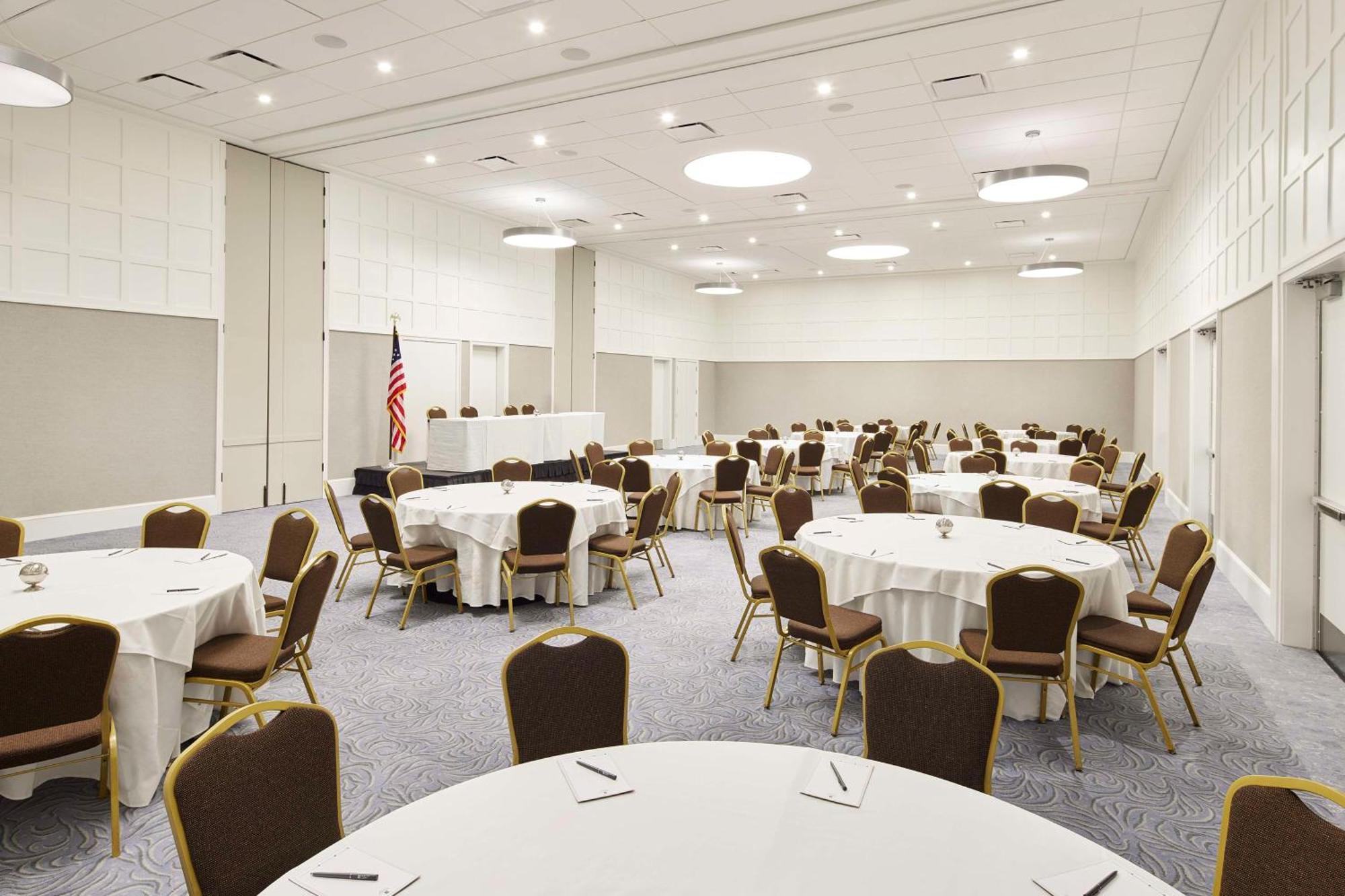 Embassy Suites By Hilton Alexandria Old Town Εξωτερικό φωτογραφία