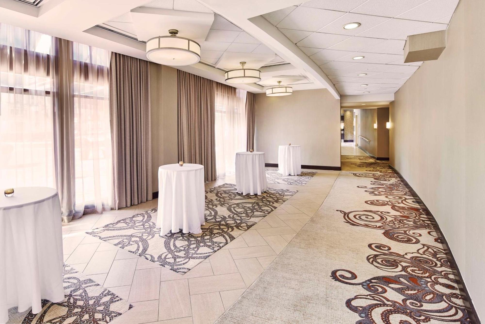 Embassy Suites By Hilton Alexandria Old Town Εξωτερικό φωτογραφία